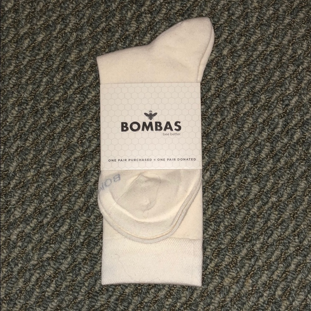 Cream Bombas Socks